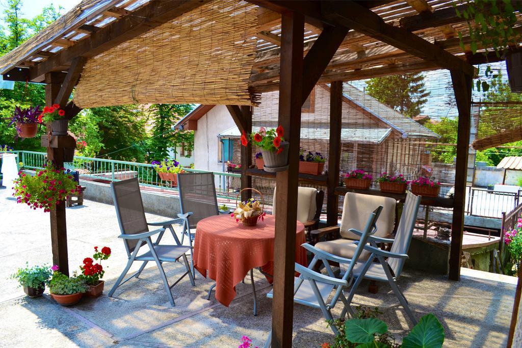 Mejdan Apartmant SJJ Buitenkant foto