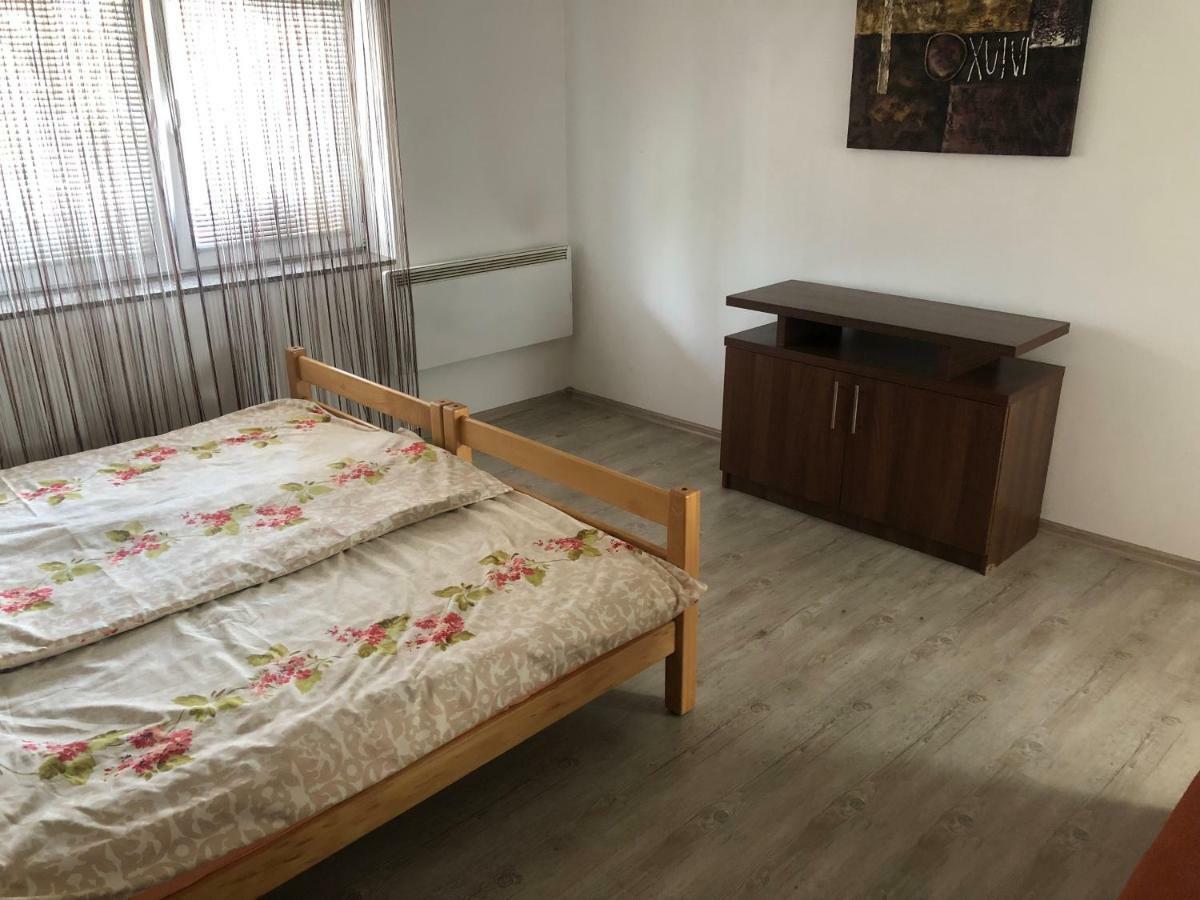 Mejdan Apartmant SJJ Buitenkant foto